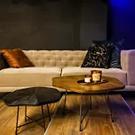 Ξενοδοχείο Unique Luxury Σκόδρα