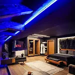Unique Luxury 5* Σκόδρα