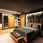 Unique Luxury 5*