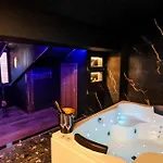 Unique Luxury Ξενοδοχείο Σκόδρα