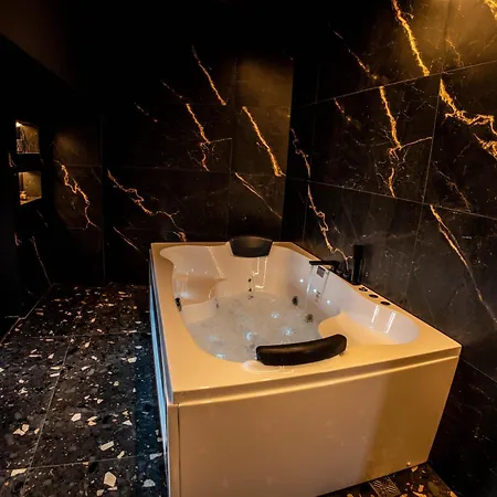 Hotel Unique Luxury