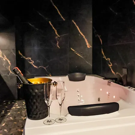 Hotel Unique Luxury