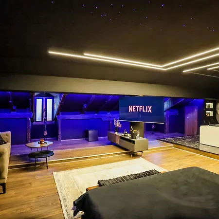 Hotel Unique Luxury 5*