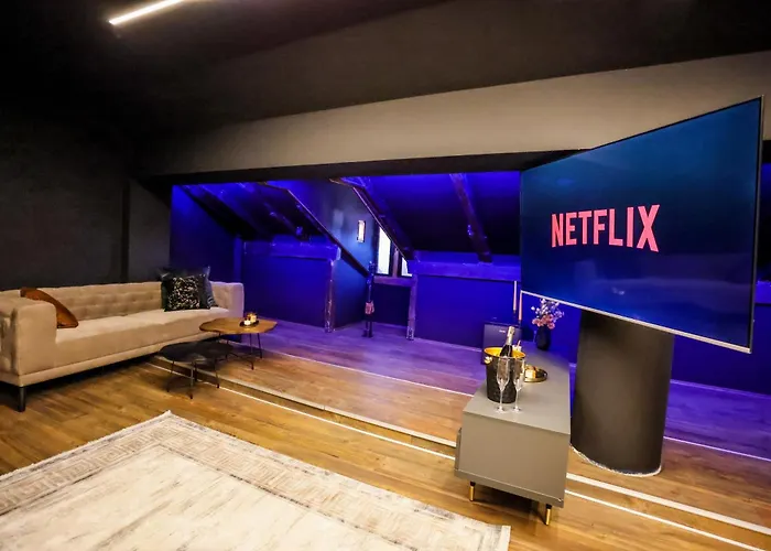 Unique Luxury 호텔 Shkodër