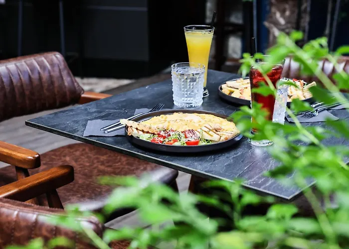 Unique Luxury 호텔