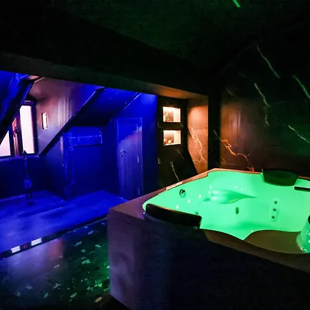 Unique Luxury