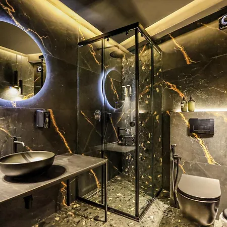 Unique Luxury