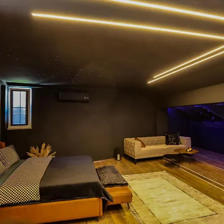 Unique Luxury 5*