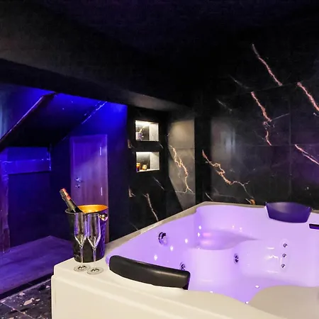 Unique Luxury 호텔 5*