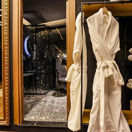 酒店 Unique Luxury Shkodër