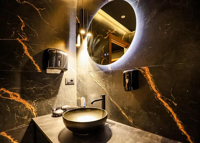 Unique Luxury 酒店